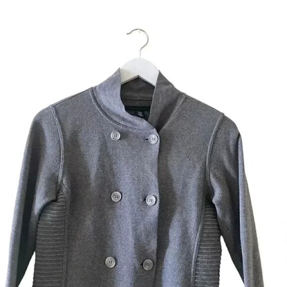 Kenneth Cole Cotton  Blend Military Buttons Gray Warm Cozy Women’s Sweater SZ PM - Picture 8 of 12